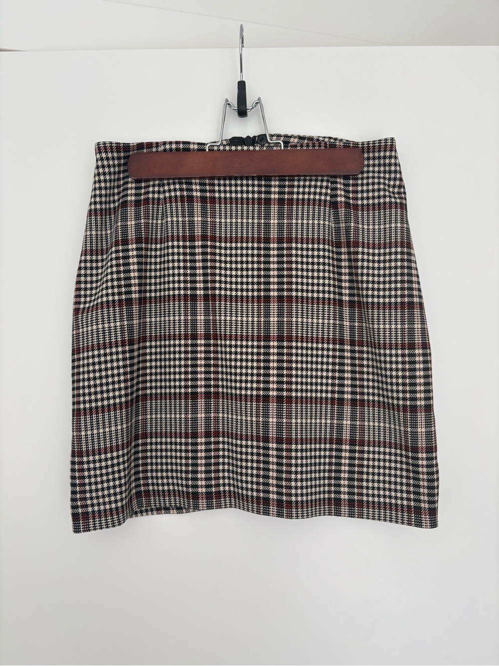 H&M Checked Pencil Skirt in Black, Cream & Brown with Red Accents